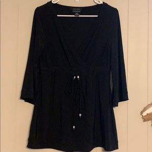 White House Black Market 3/4 sleeve black v neck